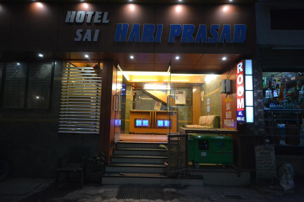 Hotel Sai Hari Prasad シルディ エクステリア 写真